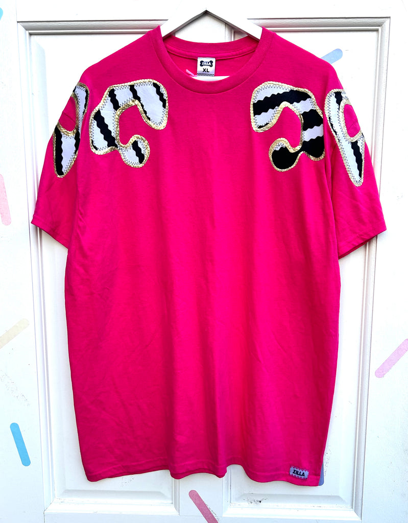 (418) One Off! - Bonnie Unisex Tee - Hot Pink/Mono Wave/Gold - Size XL